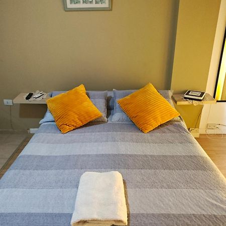 Acogedor Monoambiente Con Parking Apartman Neuquén Kültér fotó