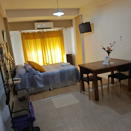 Acogedor Monoambiente Con Parking Apartman Neuquén Kültér fotó
